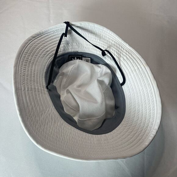 Adidas bucket Hat OSFM New no tags White with black logo and tie down strap - Picture 3 of 5